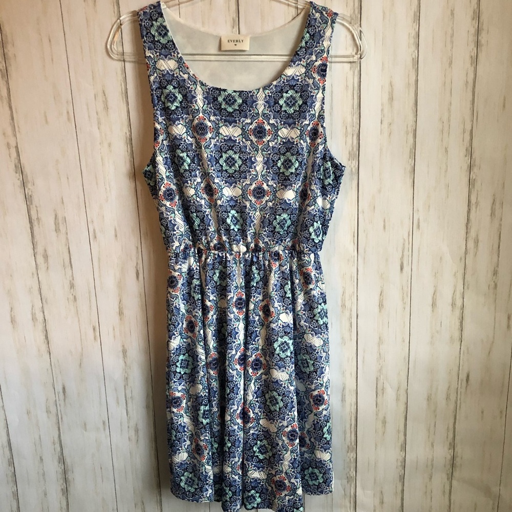 EVERLY Sleeveless Tank Midi Dress